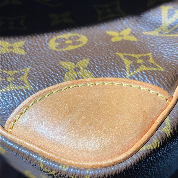 Louis Vuitton Nile - Picture 13 of 16